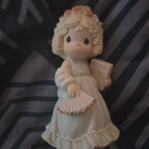 Precious Moments 'To The Sweetest Girl' Figurine